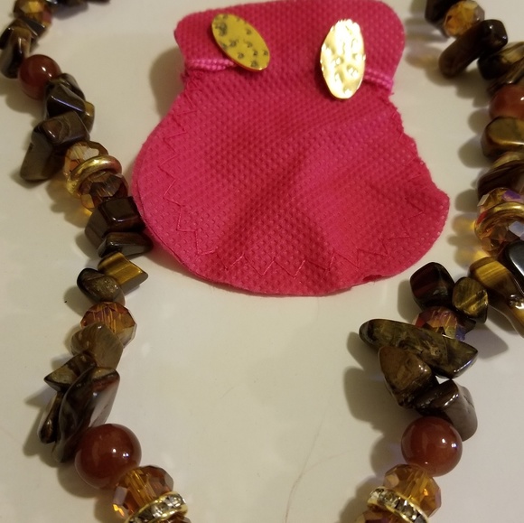 Collar - Picture 3 of 3